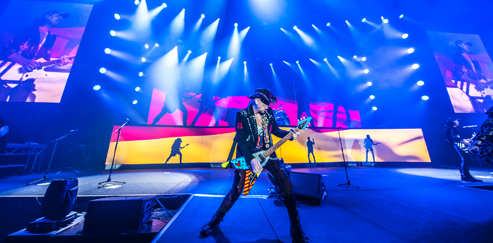 Clay Paky accompanies the Scorpions: fifty years of rock history on tour