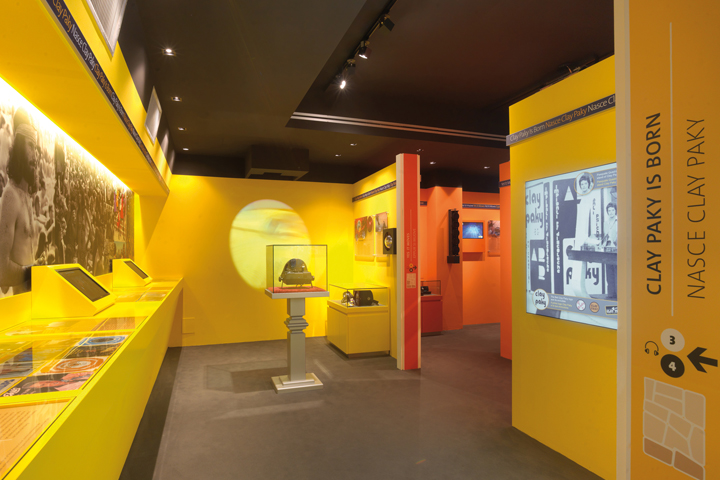 MoMs - Museum of Modern Showlighting - Yellow Room: the Sixties