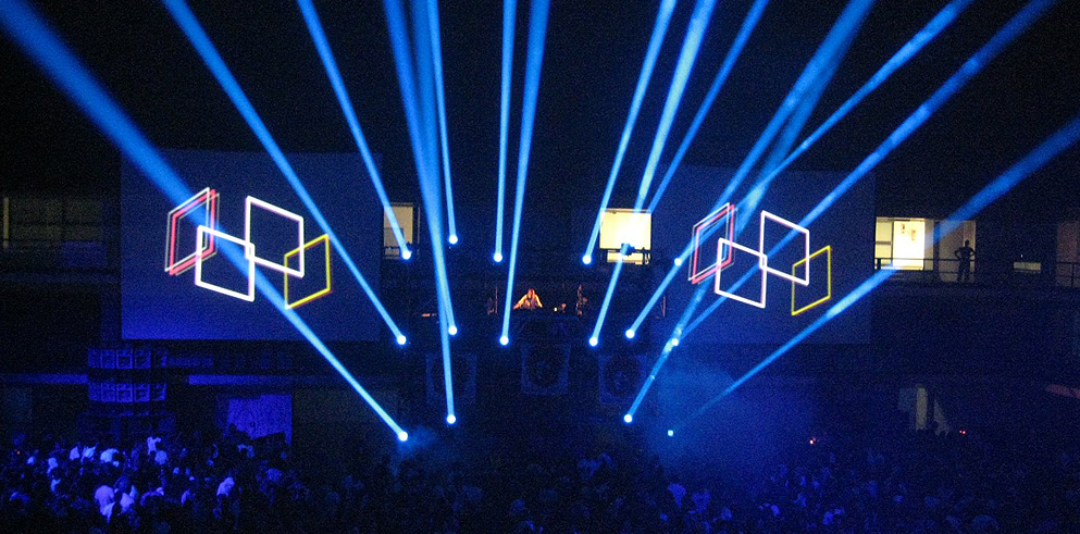 Alpha Beam 300, a moving light beam concept, a milestone in live entertainment