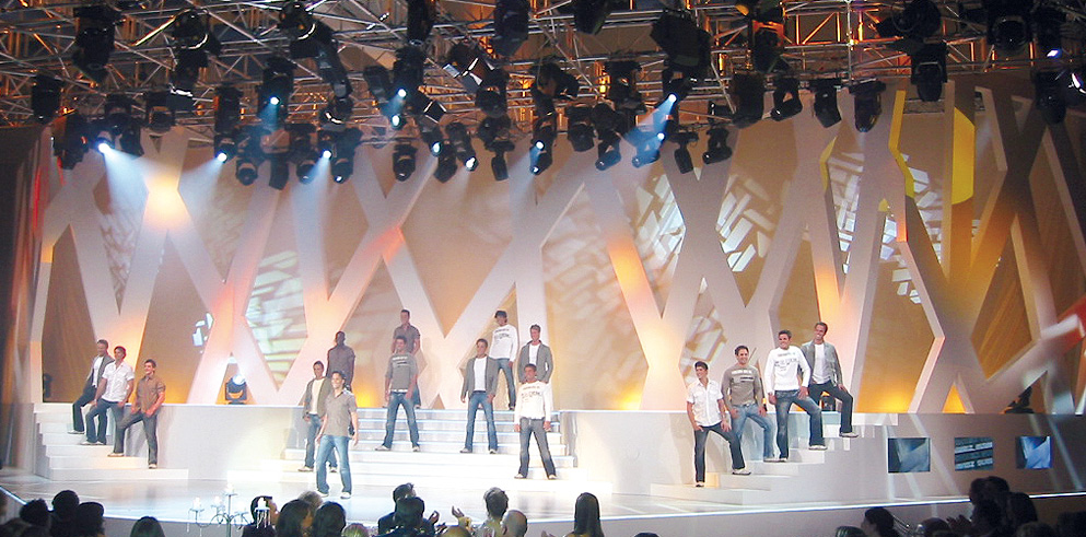 Clay Paky accompanies Miss and Mr Switzerland to the throne!