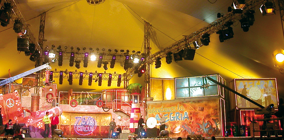 Clay Paky lights up the Zelig circus