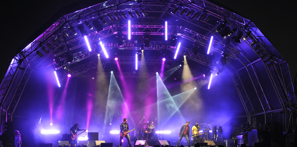 Clay Paky Makes a Splash at Wakestock