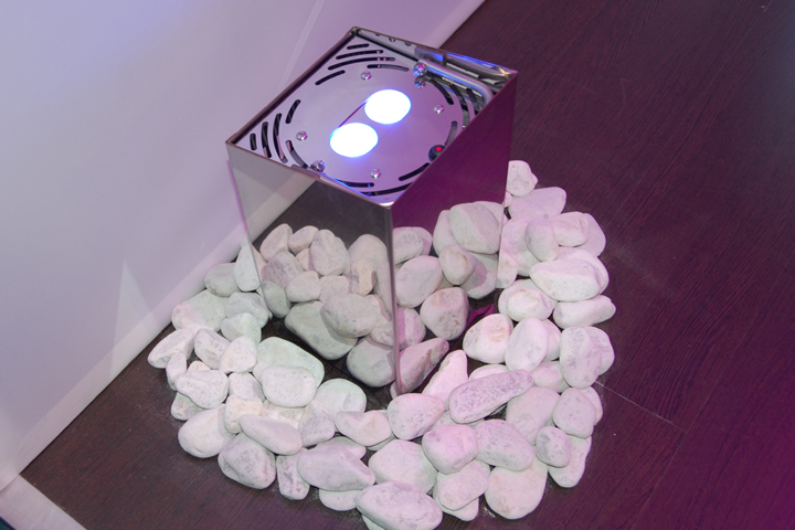 Liteware LED colourchanger - exclusively distribuited in Italy by Clay Paky