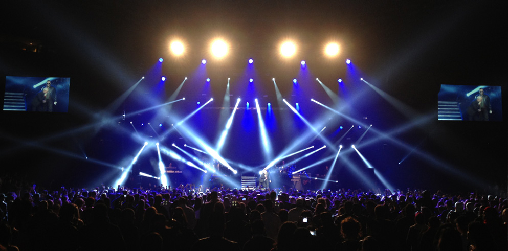 Clay Paky Sharpy Fixtures Shine on Pitbull’s PlanetPit World Tour