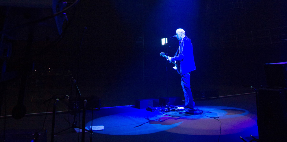 Clay Paky in tour with Mark Knopfler