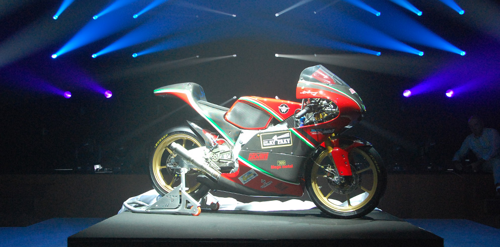Clay Paky inaugurates the new Rumi Moto3 – Sport Racing Engineering