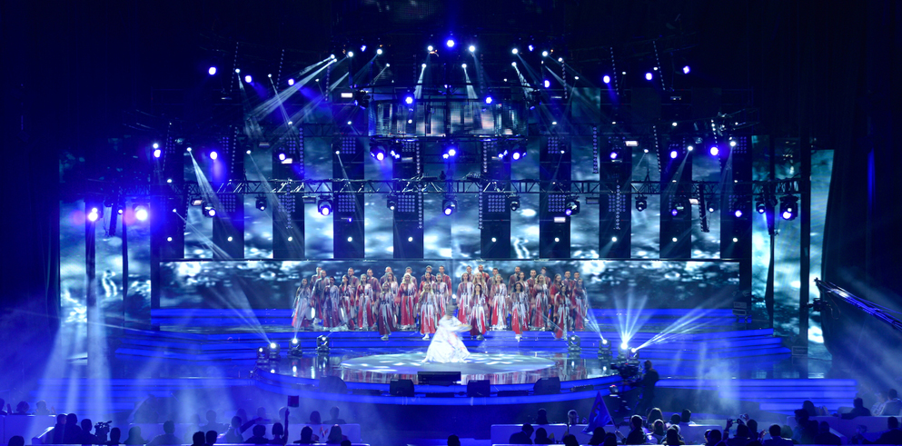 Clay Paky fixtures create a ‘temple of light’ for Turkvision song Contest 2013