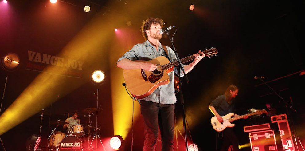 Clay Paky delivers ultimate versatility on Vance Joy