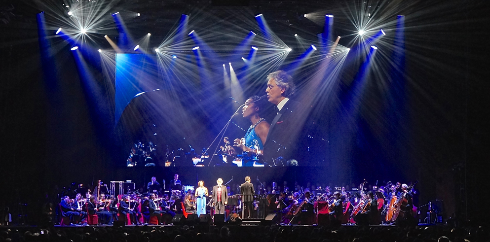 Clay Paky B-EYEs illuminate the Andrea Bocelli tour