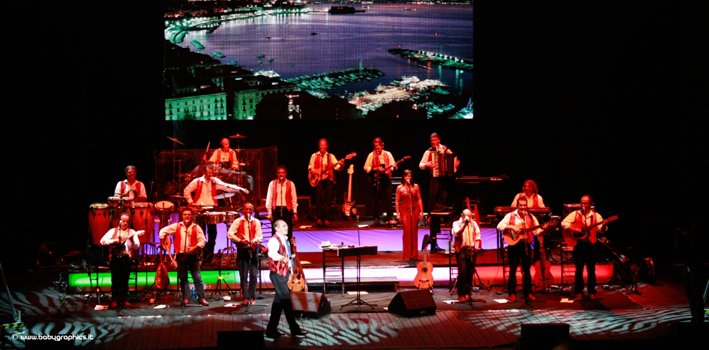 Clay Paky on Renzo Arbore and the Orchestra Italiana's 2015 summer tour