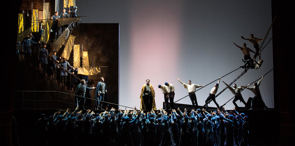 Simon Boccanegra in Moscow, lit by Claypaky