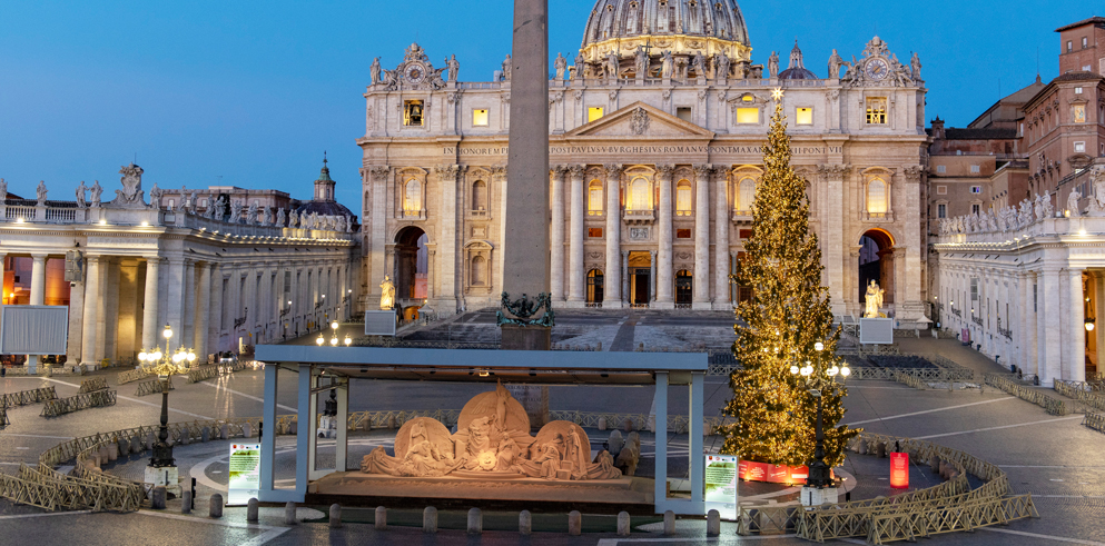 Claypaky's architectural lights illuminate the nativity scene in St. Peter's Square