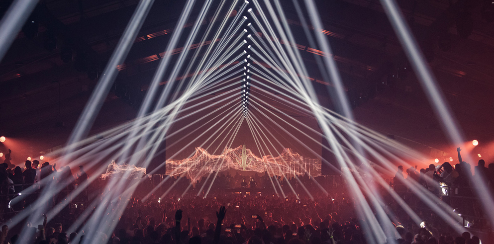 Afterlife 2020 Debuts in Dubai with 100 Claypaky Sharpys Creating a Massive Array of Beams