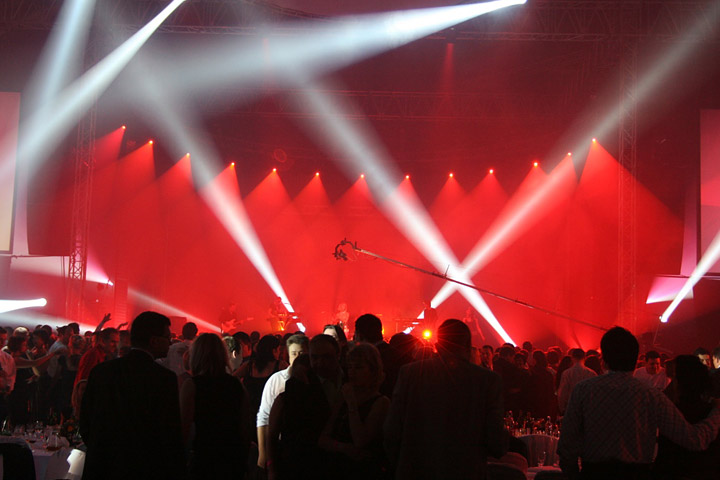 Alpha Beam 300 at a live show in Poland