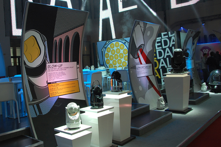 Clay Paky booth