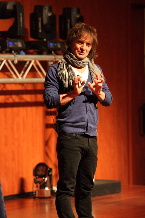 Luc Lafortune: poetry and light on his European "tour" - Bergamo