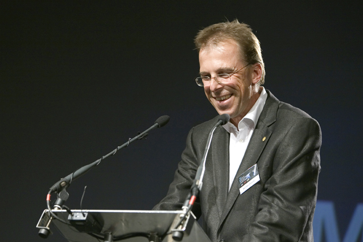MICHAEL PLEUSER (Osram)