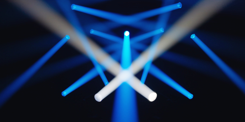 Arolla Aqua M-LT long-throw beam and brightness